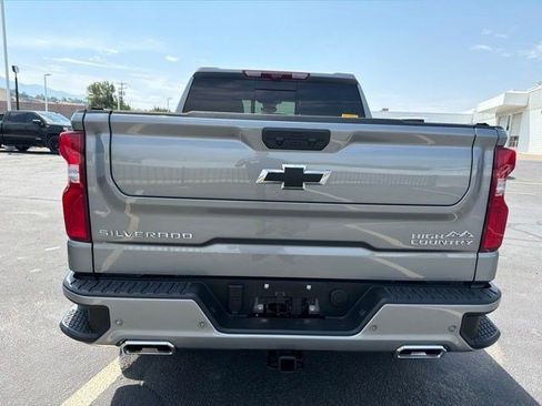 Used 2026 Chevrolet Silverado 1500 High Country AWD/4WD image 5