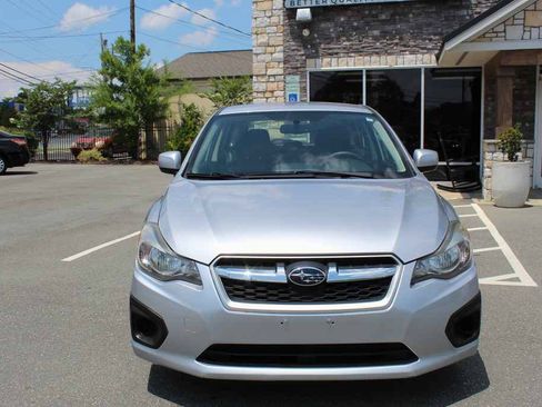Used 2014 Subaru Impreza 2.0i Premium AWD/4WD image 2