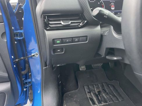 Used 2025 Nissan Sentra SR image 31