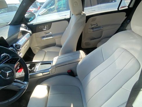 Used 2026 Mercedes-Benz GLB 250 image 7