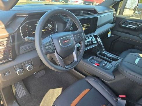 New 2026 GMC Sierra 2500 AT4 w/ AT4 Premium Plus Package AWD/4WD image 11