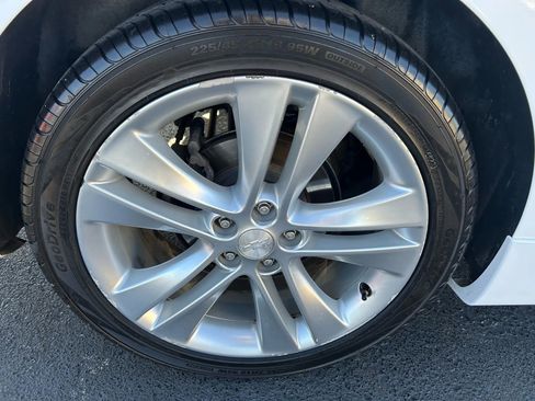 Used 2013 Chevrolet Cruze LT w/ Enhanced Safety Package image 36