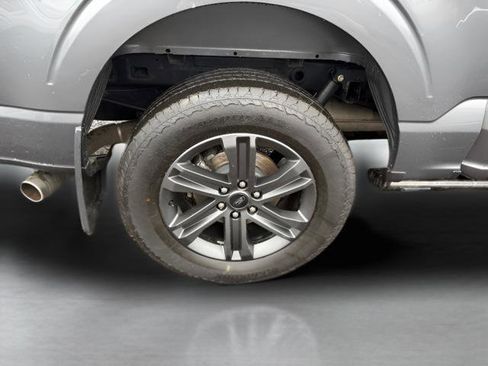 Used 2023 Ford F150 Lariat w/ Equipment Group 502A High image 29