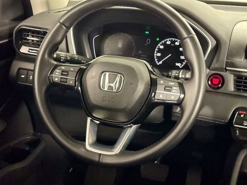 Used 2023 Honda Pilot Touring image 21