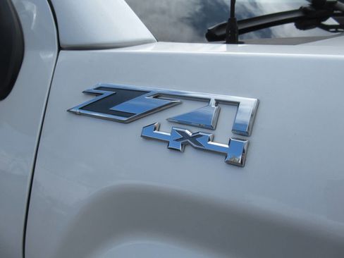 Used 2018 GMC Sierra 1500 SLT AWD/4WD image 5