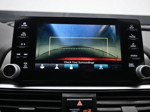 Used 2018 Honda Accord Touring image 22