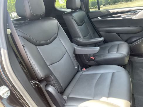 Used 2024 Cadillac XT6 Premium Luxury w/ LPO, Floor Liner Package AWD/4WD image 15