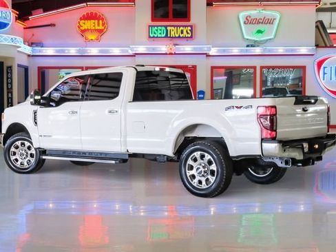 Used 2021 Ford F250 Lariat w/ Lariat Ultimate Package image 4
