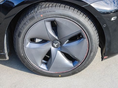 Used 2020 Tesla Model 3 Long Range image 11