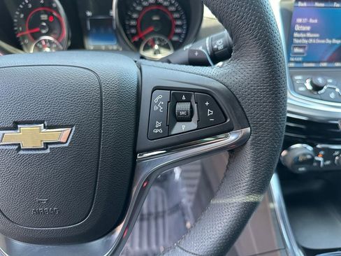 Used 2017 Chevrolet SS RWD image 17