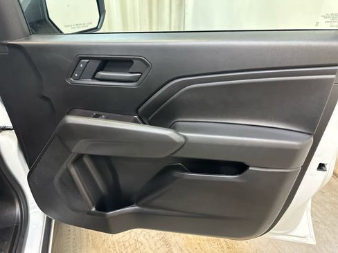 Used 2025 Chevrolet Colorado Trail Boss image 27