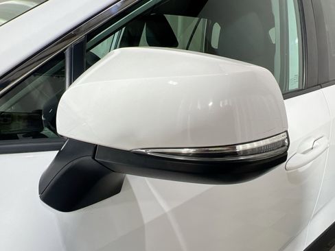 Used 2022 Toyota RAV4 LE image 13