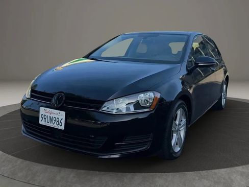 Used 2017 Volkswagen Golf Wolfsburg Edition FWD image 3