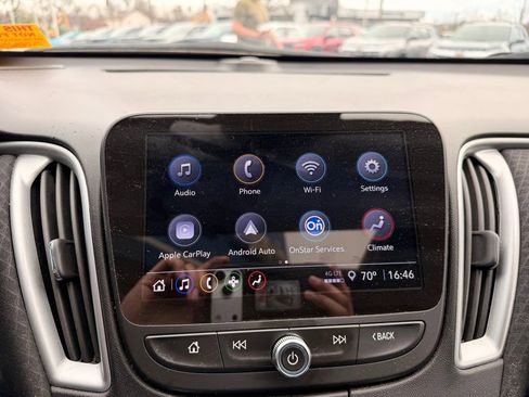 Used 2024 Chevrolet Malibu LT image 14