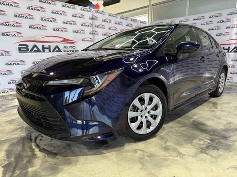 Used 2023 Toyota Corolla LE image 2