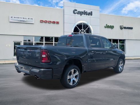 New 2026 RAM 1500 Express AWD/4WD image 3