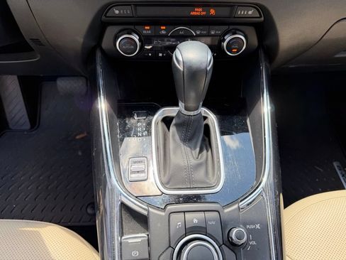 Used 2018 MAZDA CX-9 Touring w/ Touring Premium Package FWD image 26
