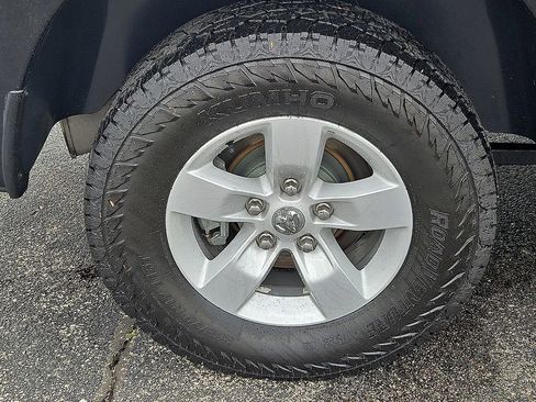 Used 2021 RAM 1500 Tradesman w/ Chrome Plus Package RWD image 7