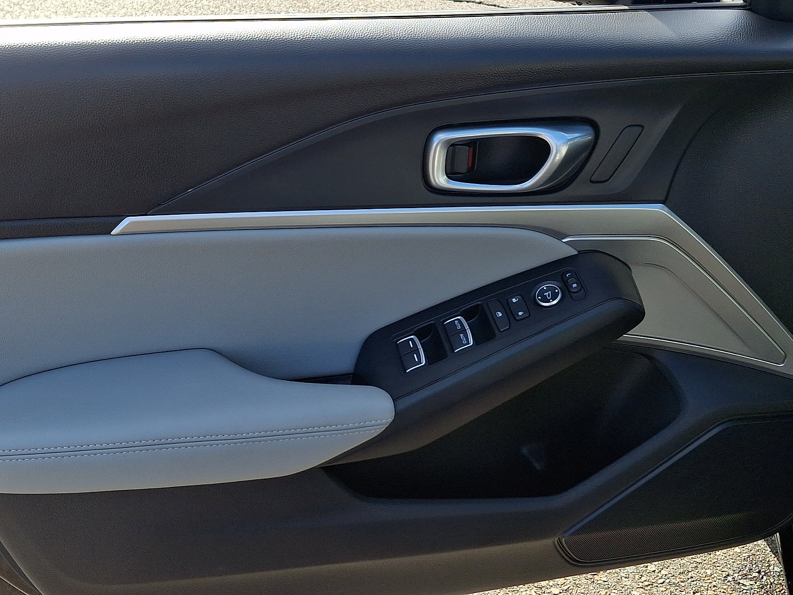 Certified 2024 Acura Integra FWD image 12