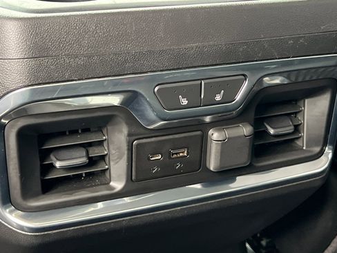 Used 2020 GMC Sierra 2500 SLT w/ Technology Package image 16