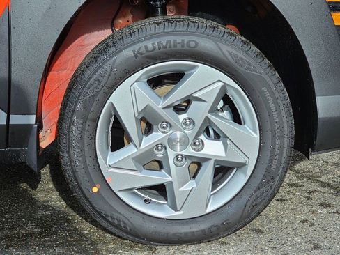 New 2026 Hyundai Kona SE image 9