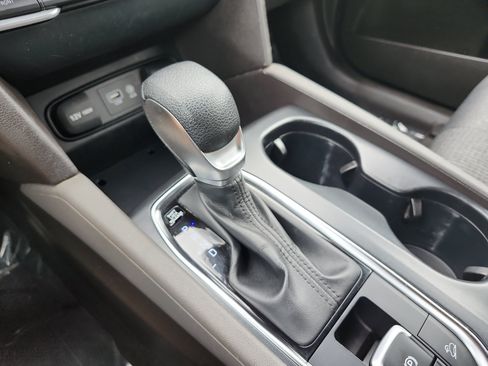 Used 2020 Hyundai Santa Fe SE AWD/4WD image 22