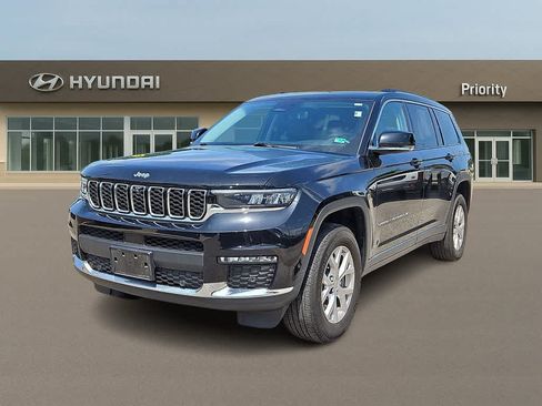 Used 2023 Jeep Grand Cherokee L Limited AWD/4WD image 1