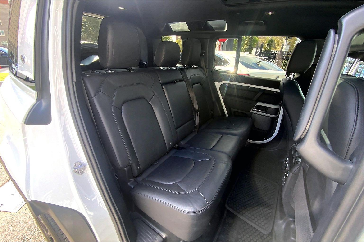 Certified 2024 Land Rover Defender 110 S AWD/4WD image 19