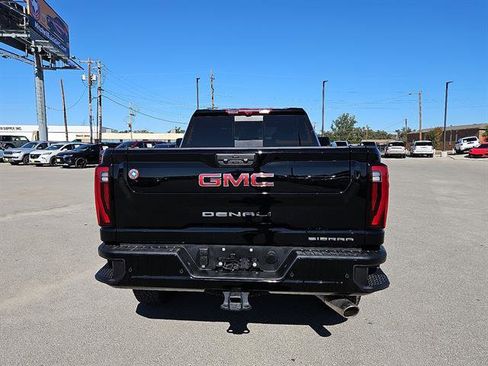 Used 2025 GMC Sierra 2500 Denali w/ Denali Reserve Package image 4