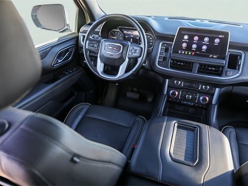 Used 2021 GMC Yukon XL SLT w/ SLT Premium Package image 32