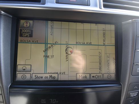 Used 2012 Lexus LS 460 w/ Sport Pkg image 2