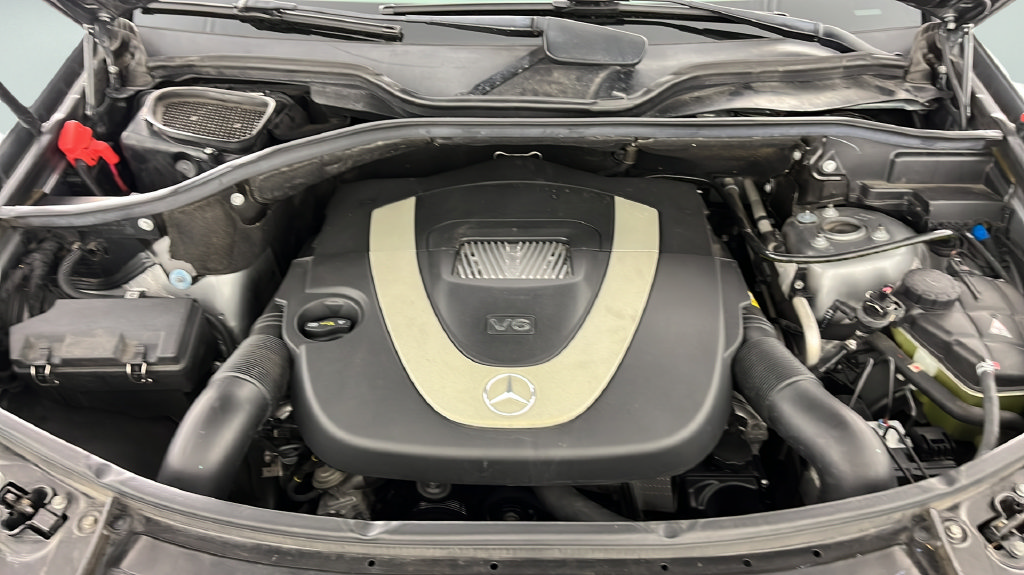 Used 2011 Mercedes-Benz ML 350 2WD image 39