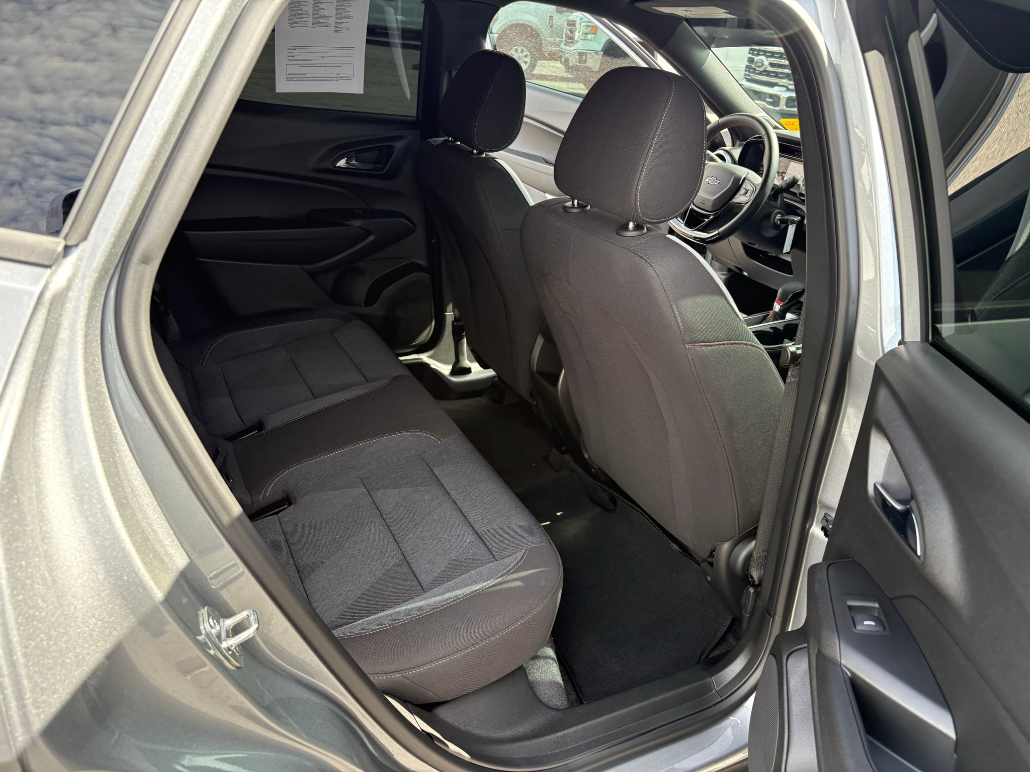 Used 2024 Chevrolet Trax RS w/ Driver Confidence Package FWD image 22