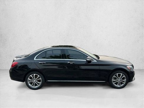 Used 2015 Mercedes-Benz C 300 4MATIC Sedan image 4