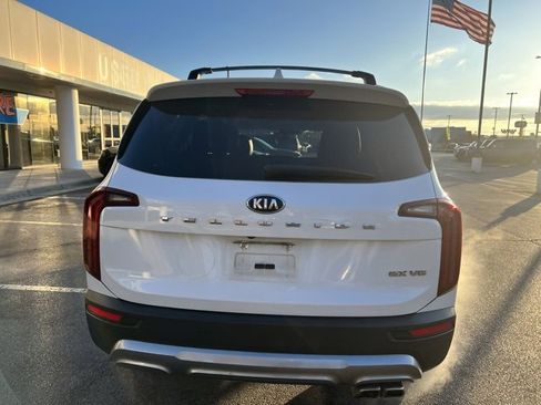 Used 2021 Kia Telluride EX w/ EX Premium Package image 4