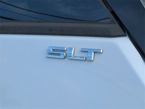 Certified 2020 GMC Terrain SLT w/ Preferred Package image 13