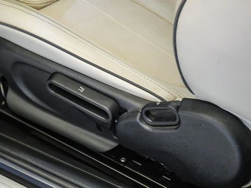 Used 2019 MINI Cooper Convertible FWD image 31