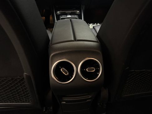 Used 2025 Mercedes-Benz GLB 250 4MATIC image 68