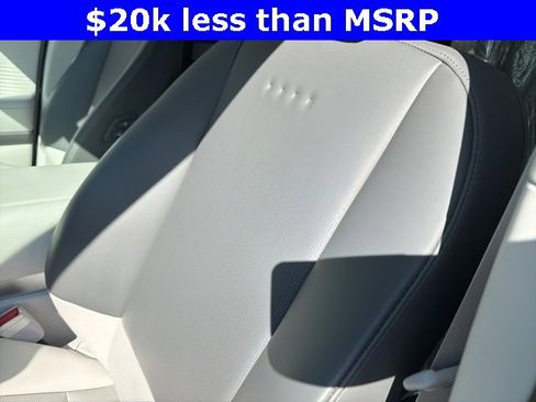 Used 2026 Hyundai Ioniq 9 SEL image 5