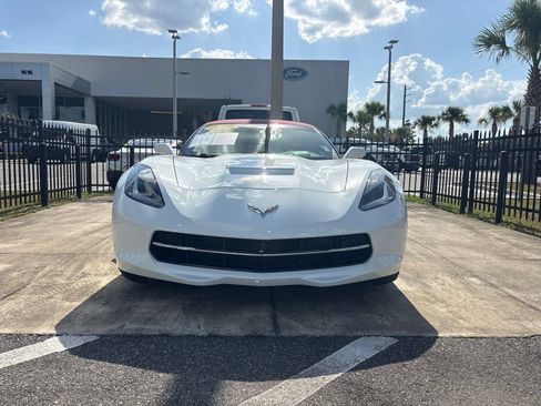 Used 2019 Chevrolet Corvette Stingray Convertible RWD image 5