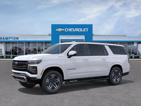 New 2026 Chevrolet Suburban Z71 w/ Comfort Package AWD/4WD image 2
