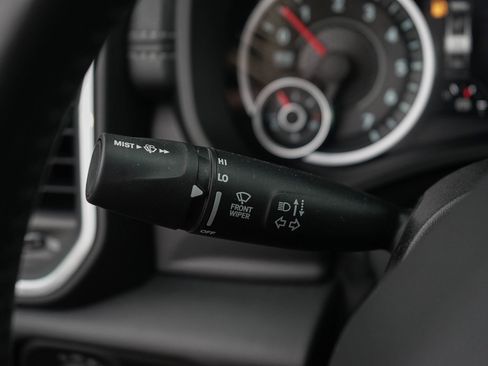 Used 2022 RAM 1500 Laramie image 16