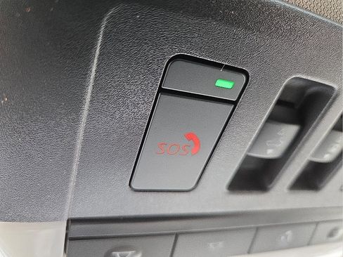 New 2026 Nissan Pathfinder SL image 22