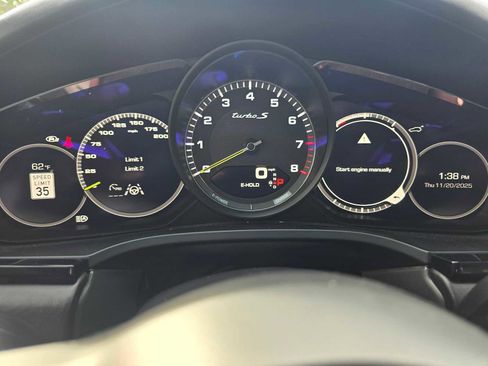 Used 2021 Porsche Cayenne Turbo S image 27