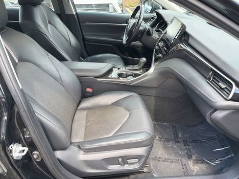 Used 2023 Toyota Camry XSE FWD image 26