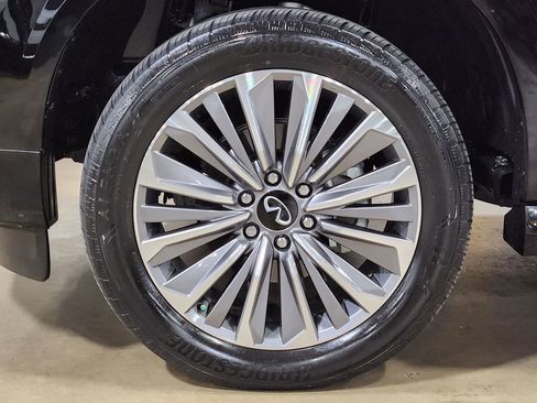Used 2025 INFINITI QX80 Luxe AWD/4WD image 26