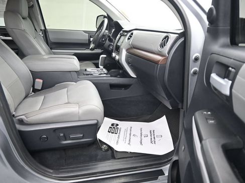 Used 2019 Toyota Tundra Limited w/ Limited Premium Package AWD/4WD image 13