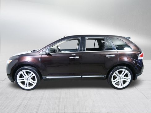 Used 2013 Lincoln MKX AWD image 4