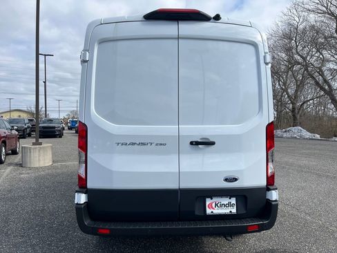 New 2025 Ford Transit 250 148 Medium Roof image 19