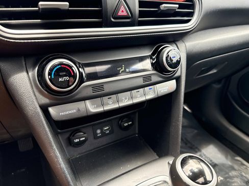 Used 2018 Hyundai Kona Limited AWD/4WD image 25